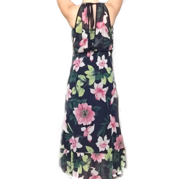 Tropical Floral Maxi Dress - Picture 2 of 4